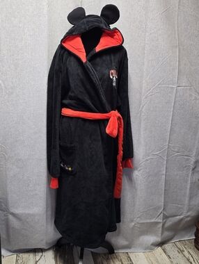 NWT Disney Unisex Black Mickey Mouse Embroidered Logo Robe SIze Large